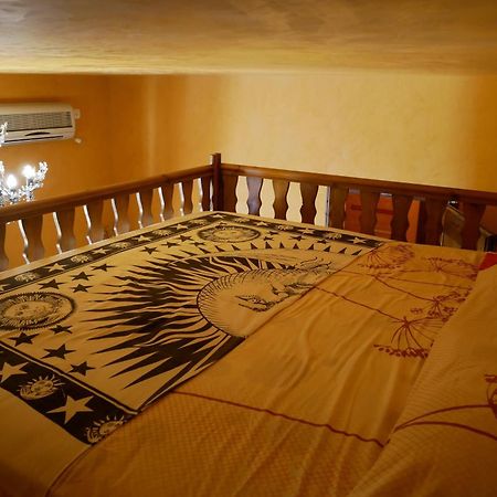 Bed and Breakfast Casa Di Luce Agia Marina  Exterior foto