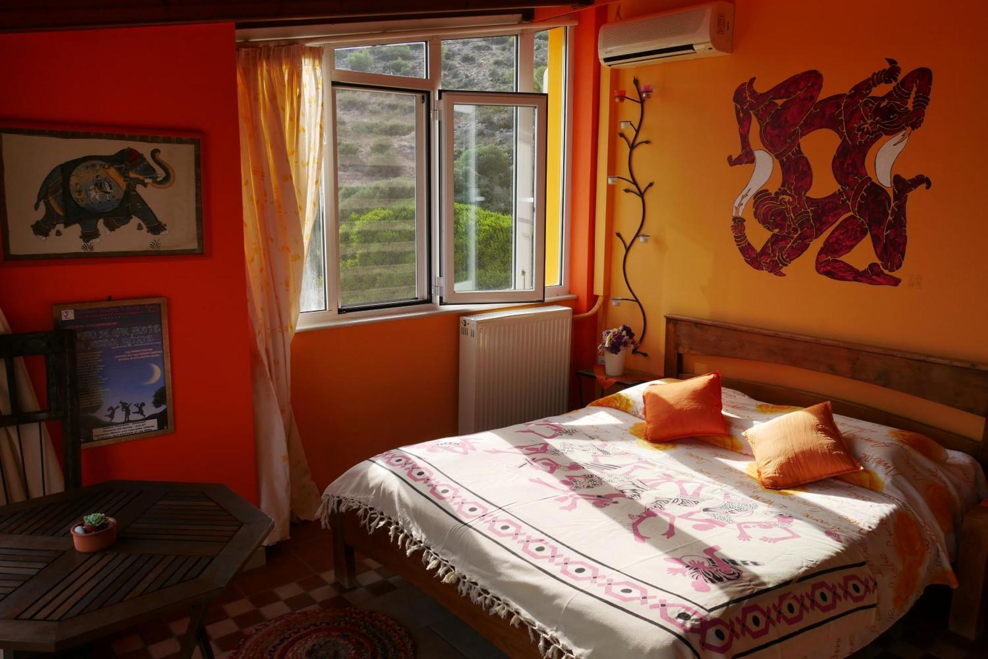 Bed and Breakfast Casa Di Luce Agia Marina  Exterior foto