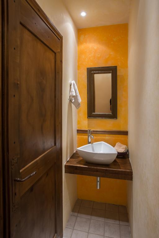 Bed and Breakfast Casa Di Luce Agia Marina  Exterior foto